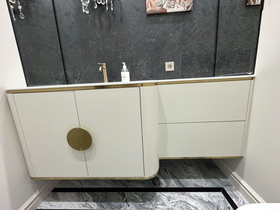 Корпусная мебель на заказ INTERWOOD