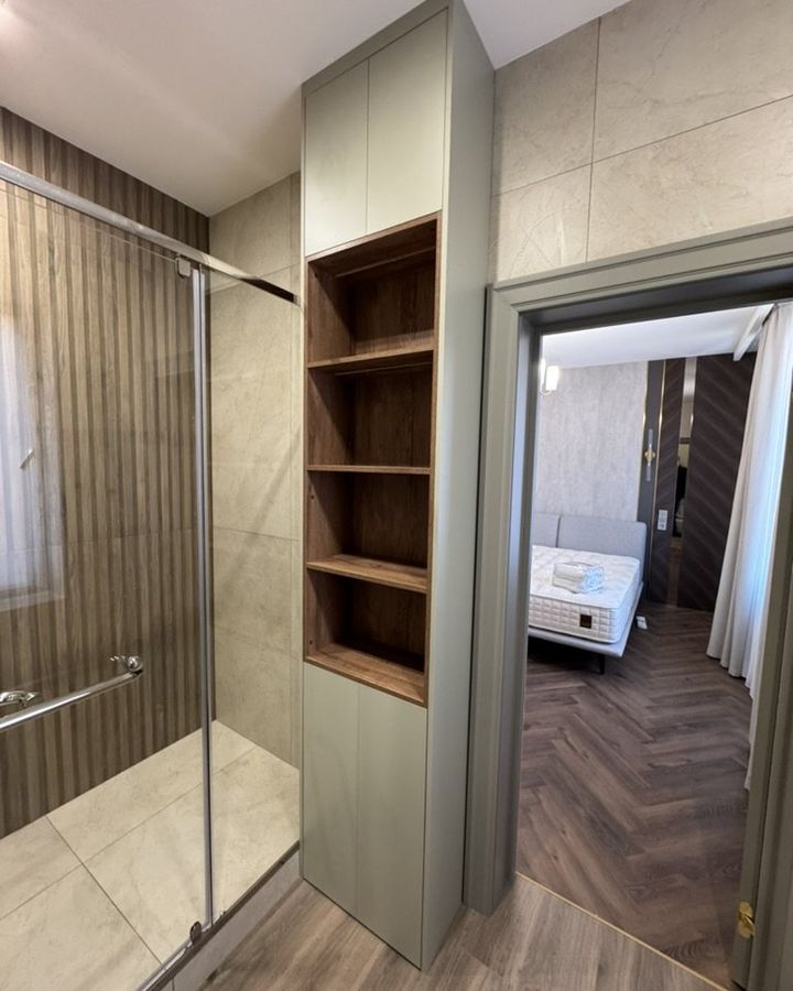 Шкафы на заказ в Астане — работа INTERWOOD